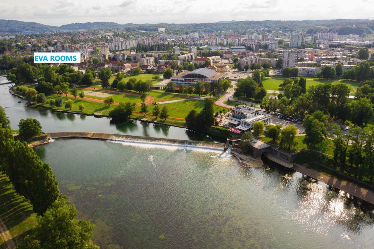 Eva Rooms & Studio Apartment Karlovac Esterno foto